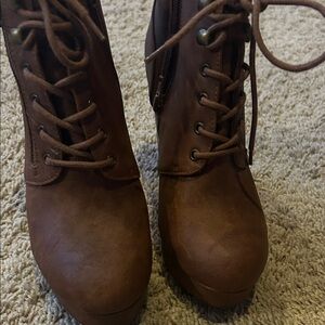 Elegant Brown Lace-Up Boots